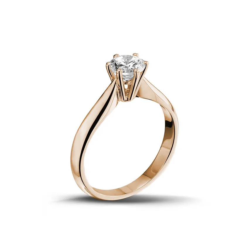 0.70 quilates anillo solitario diamante en oro rojo 