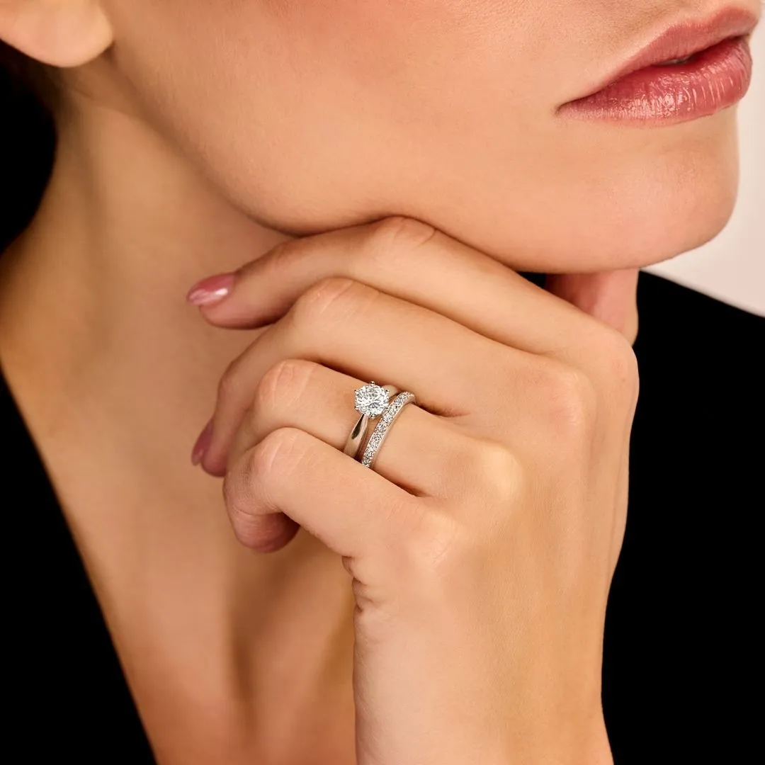 0.70 quilates anillo solitario diamante en oro rojo 