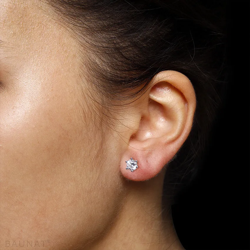 2.00 quilates pendientes diamantes clásicos en platino con seis garras 
