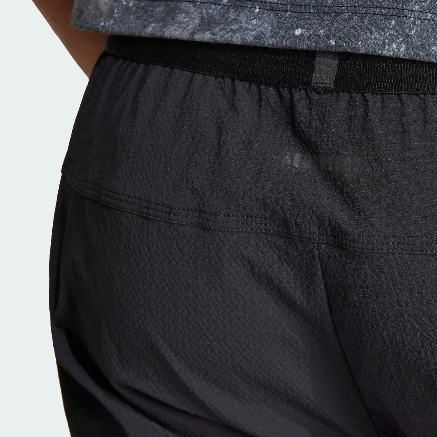 adidas D4T adistrong 5in Shorts