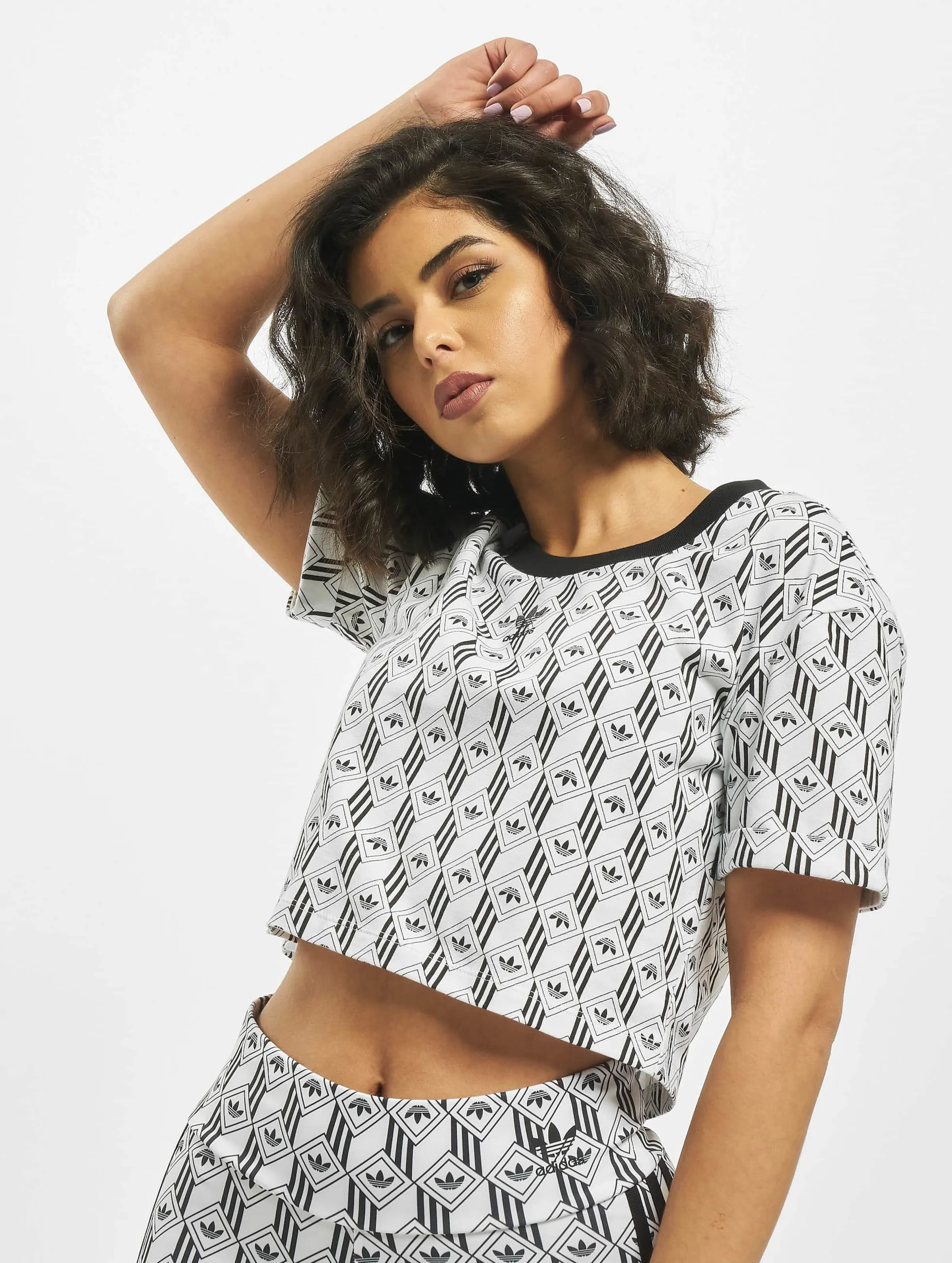 ADIDAS ORIGINALS ADIDAS CROPPED TSHIRT