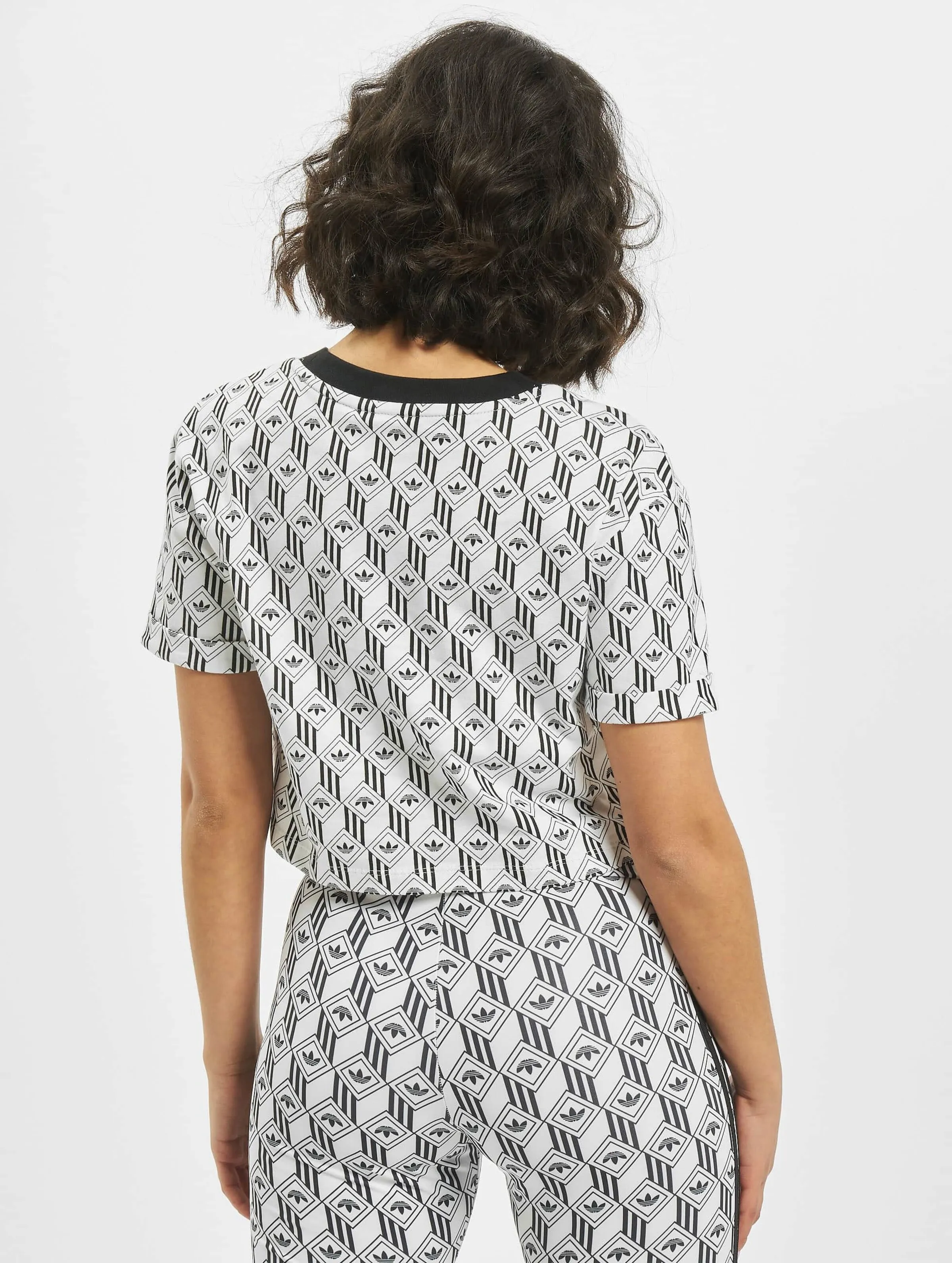 ADIDAS ORIGINALS ADIDAS CROPPED TSHIRT