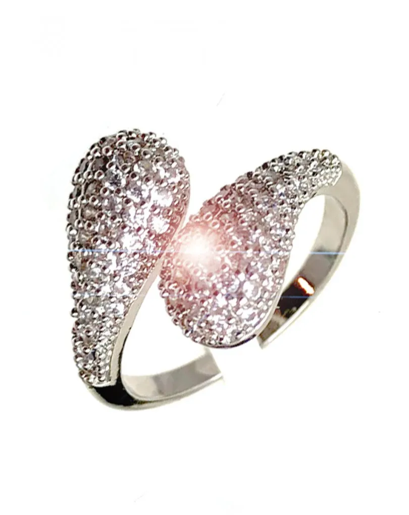 ANILLOS ELEGANTES DE BISUTERIA FINA PARA CEREMONIAS Y EVENTOS