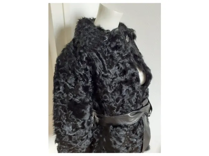 Antik Batik Abrigos, Ropa de calle Negro 