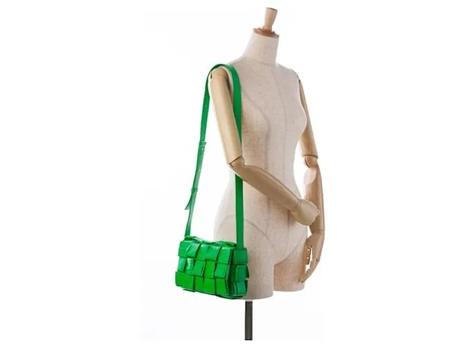 Bottega Veneta Bandolera de napa verde Intrecciato con flecos 
