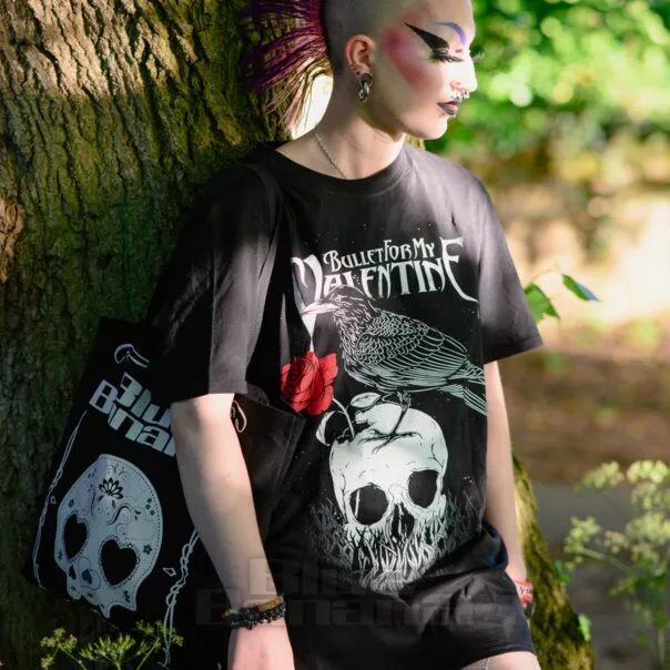 BULLET FOR MY VALENTINE CAMISETA OFICIAL CON ESTAMPADO RAVEN  NEGRO