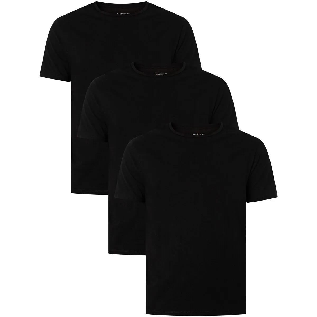Camiseta Con 3 Pares De Camisetas