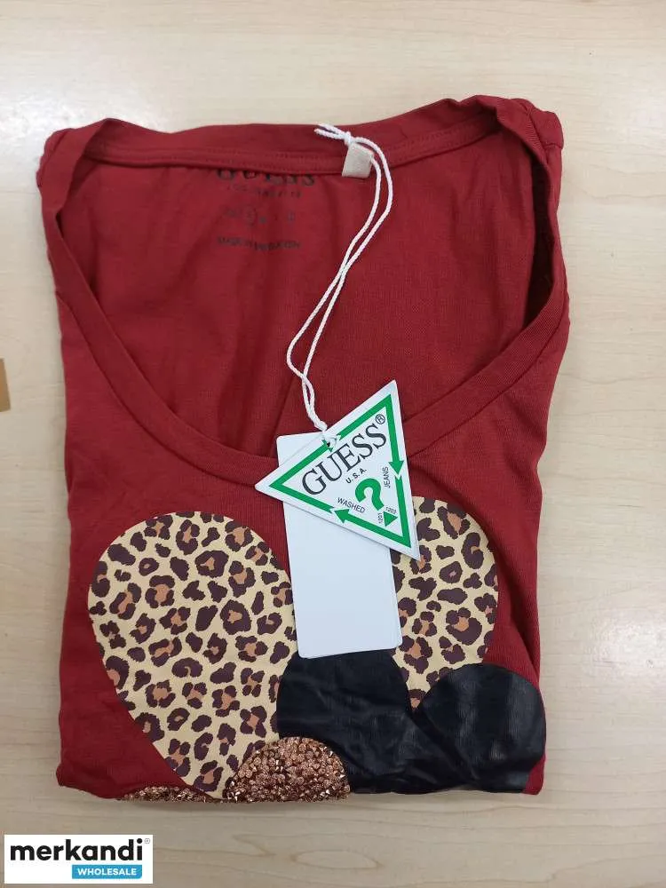 Camisetas de mujer Stock Guess