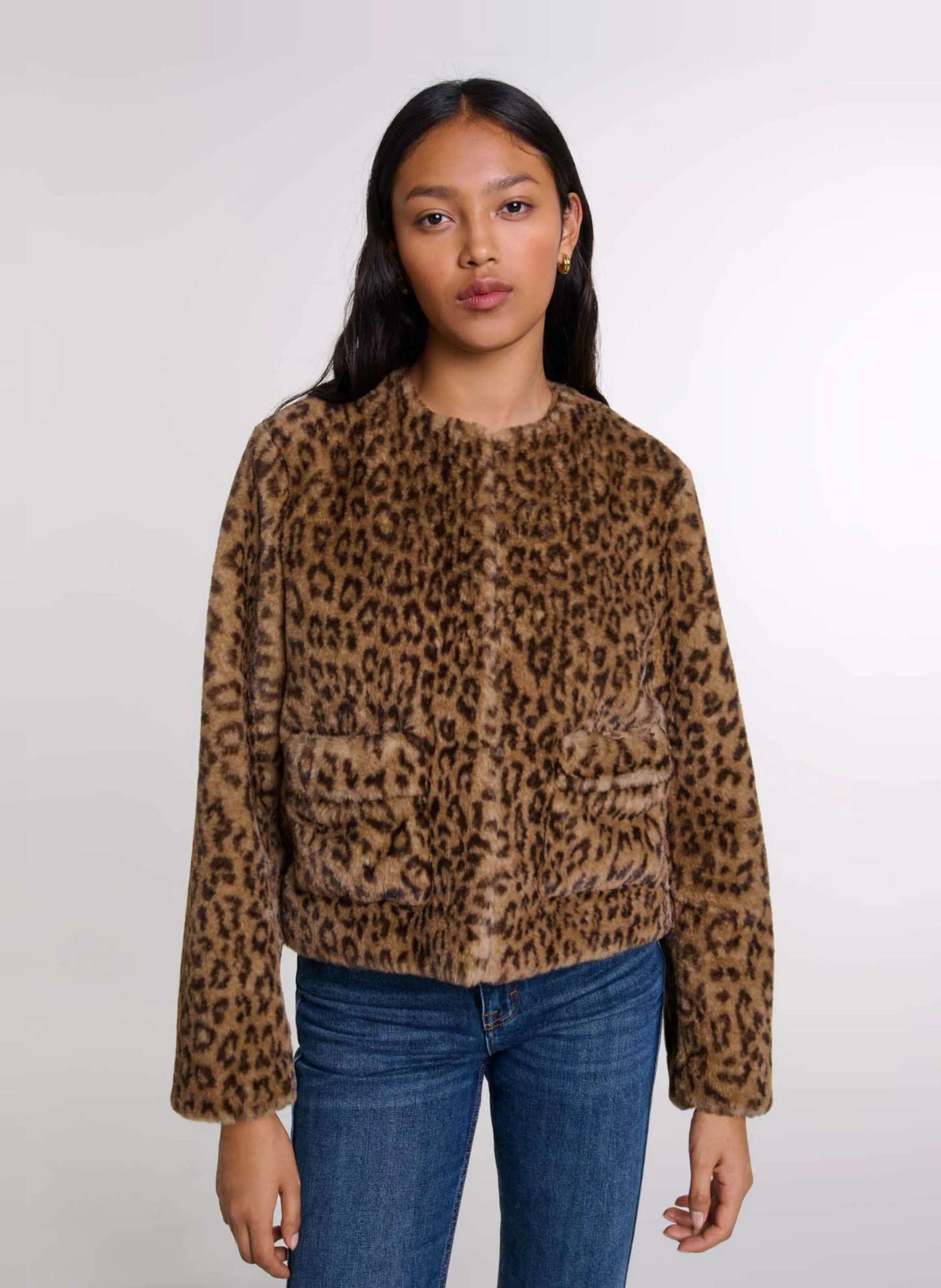 Chaqueta corta de efecto piel de leopardo en multicolor