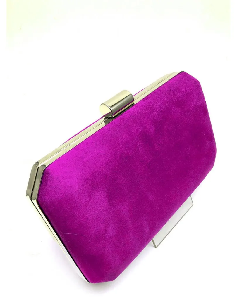 CLUTCH DE MANO MORADO CON EL QUE ESTARAS PERFECTA EN BODAS