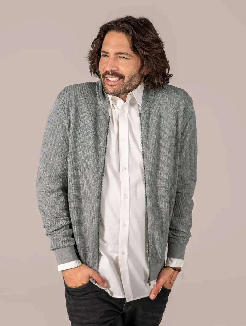 Cárdigan de punto para hombre de algodón orgánico
