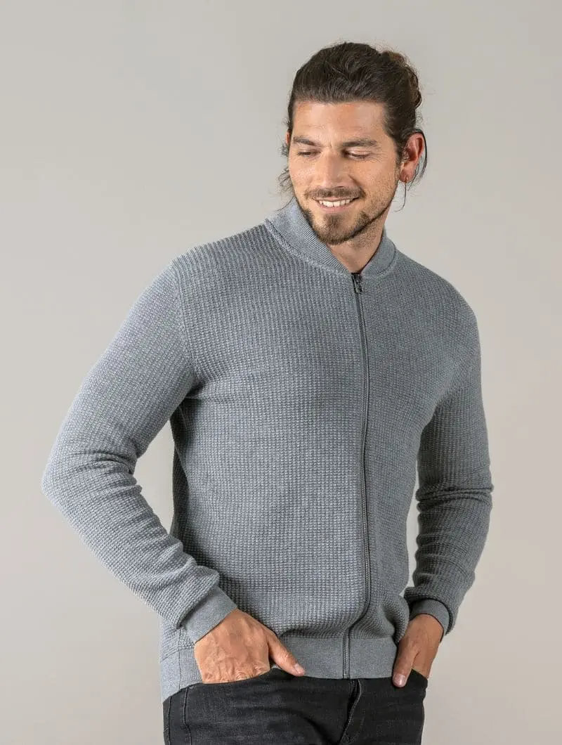 Cárdigan de punto para hombre de algodón orgánico
