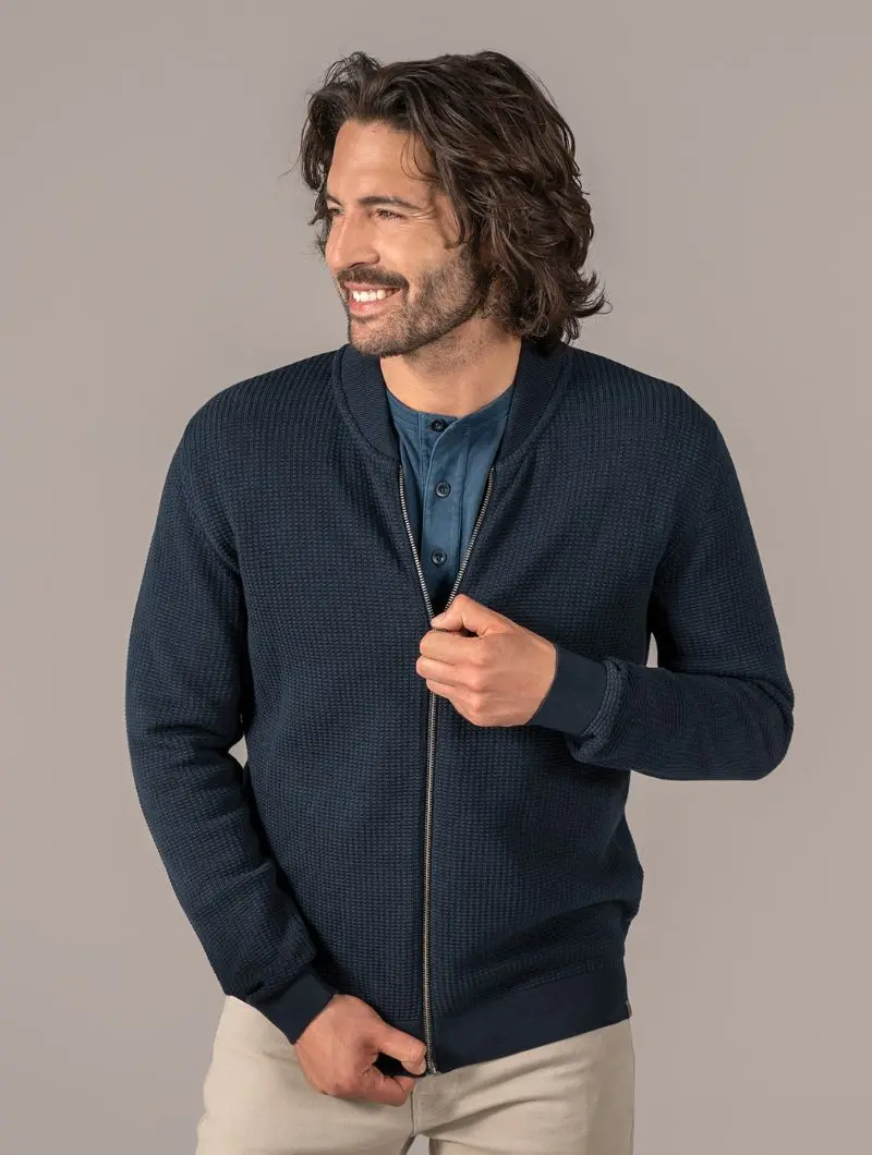 Cárdigan de punto para hombre de algodón orgánico