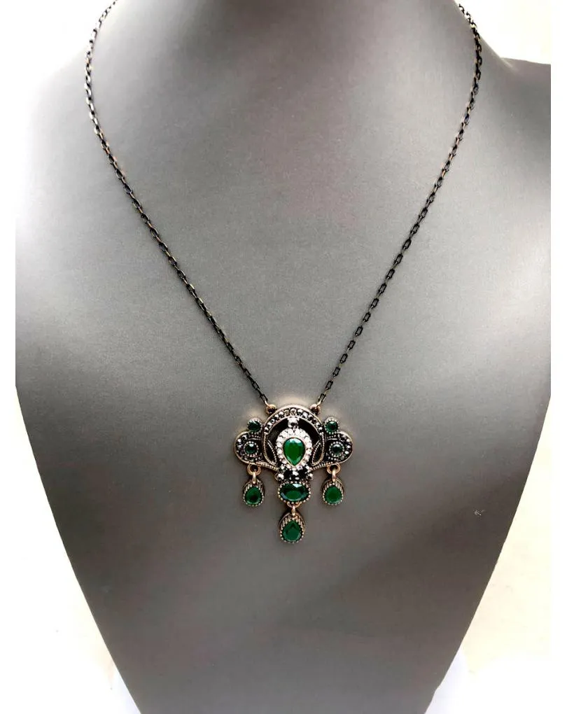 ELEGANTES COLLARES VERDES REPLICA DE JOYAS ANTIGUAS OTOMANAS