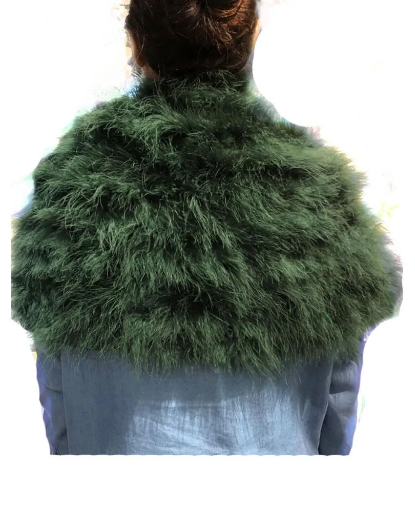 ESTOLAS VERDES ELEGANTES CON PLUMAS DE MARABU PARA BODAS