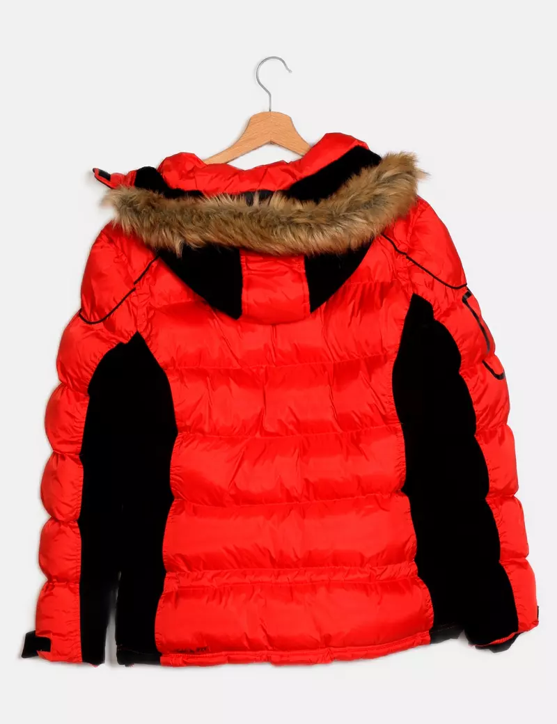 Geographical Norway Plumas
