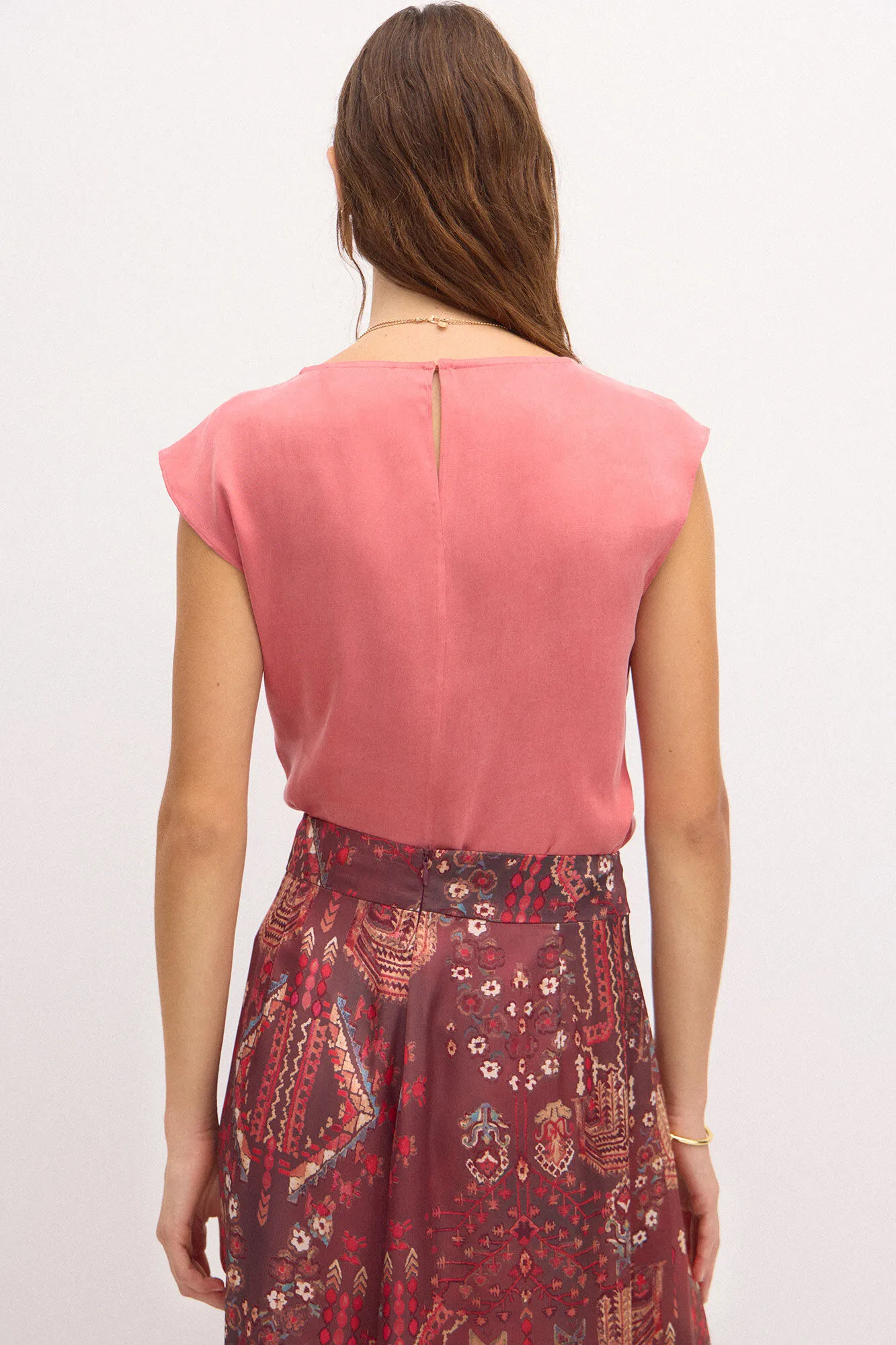 Hoss Intropia Carmen. Top tencel drapeado