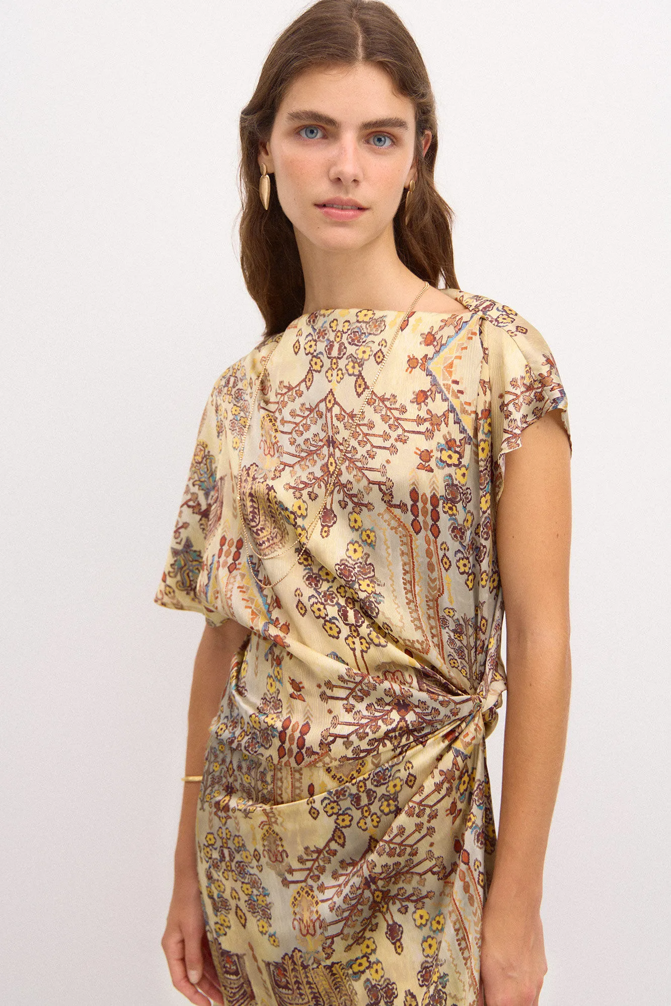 Hoss Intropia Rocio. Vestido estampado nudo.