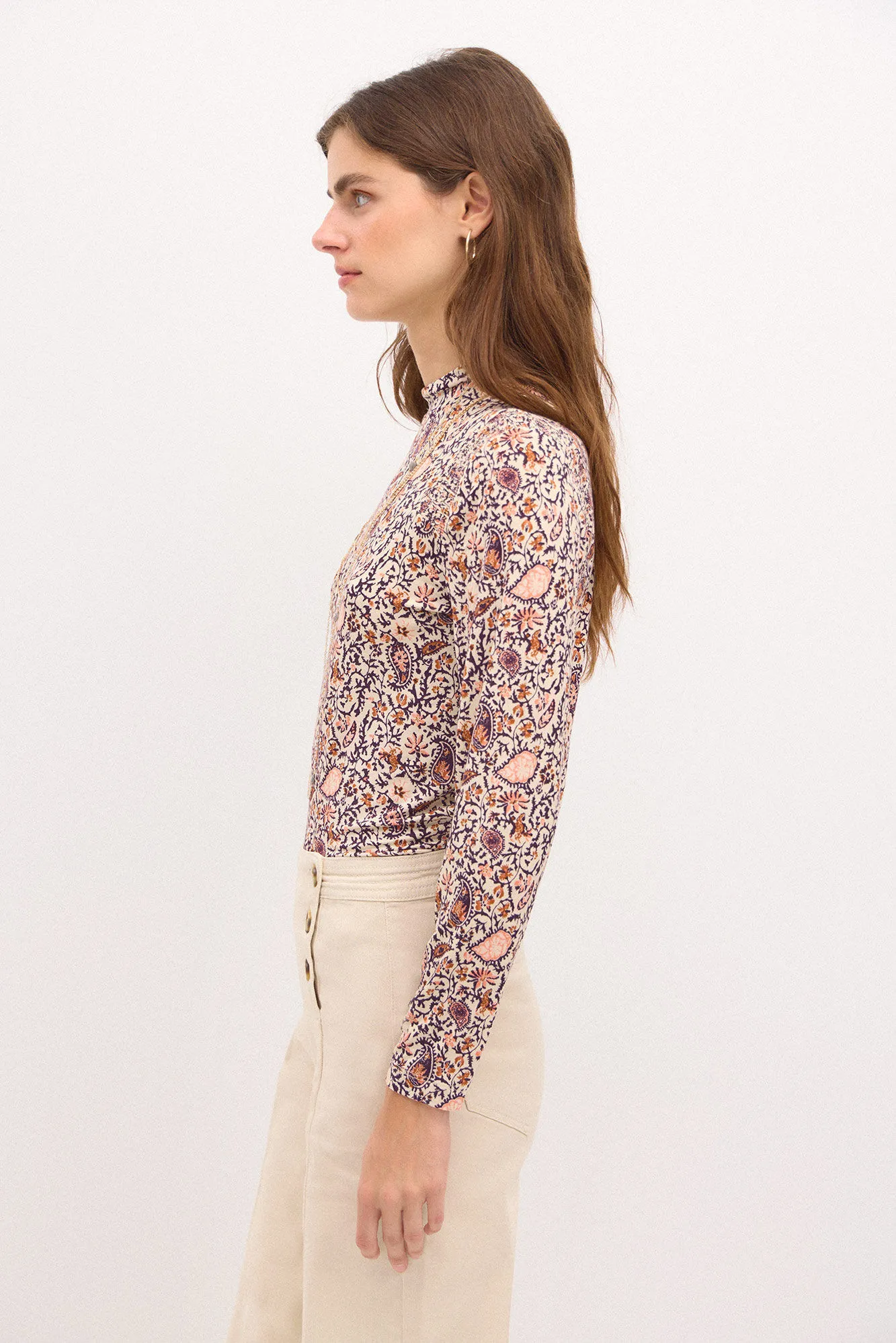 Hoss Intropia Samanta. Camiseta entallada estampada