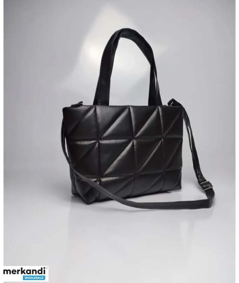 Invierta en bolsos de mujer exclusivos de Turquía para su venta al por mayor.