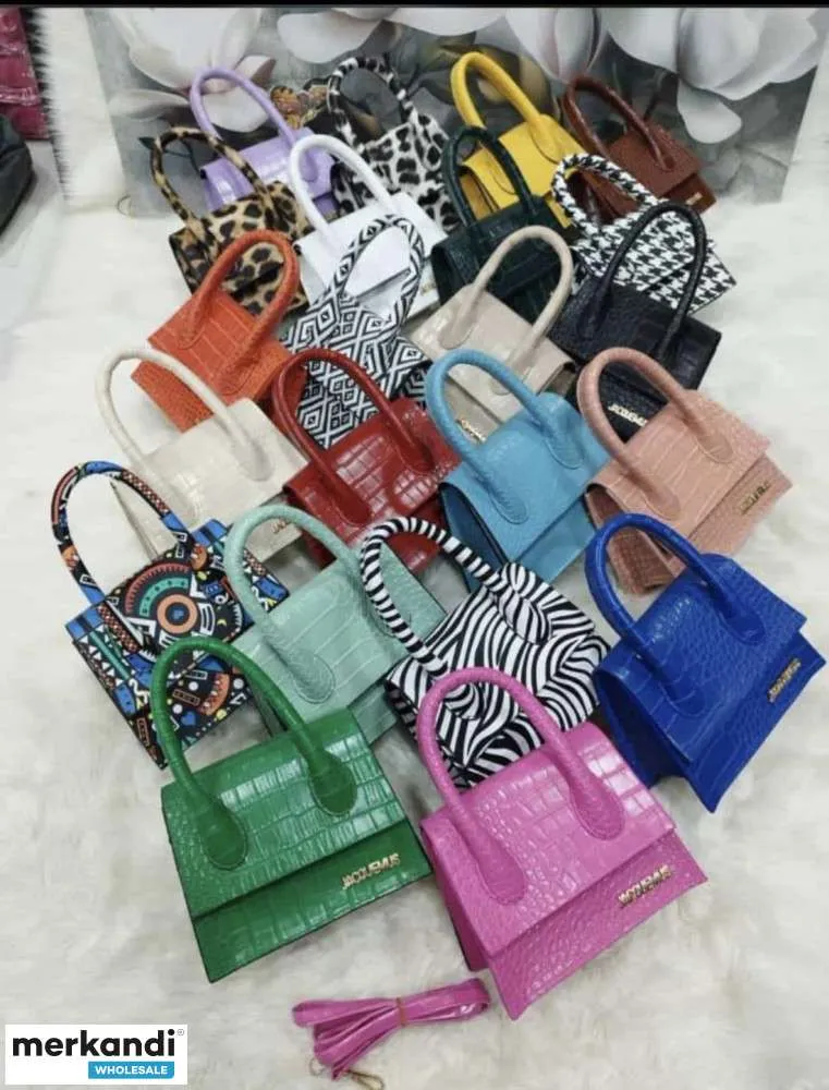 Invierta en bolsos de mujer exclusivos de Turquía para su venta al por mayor.