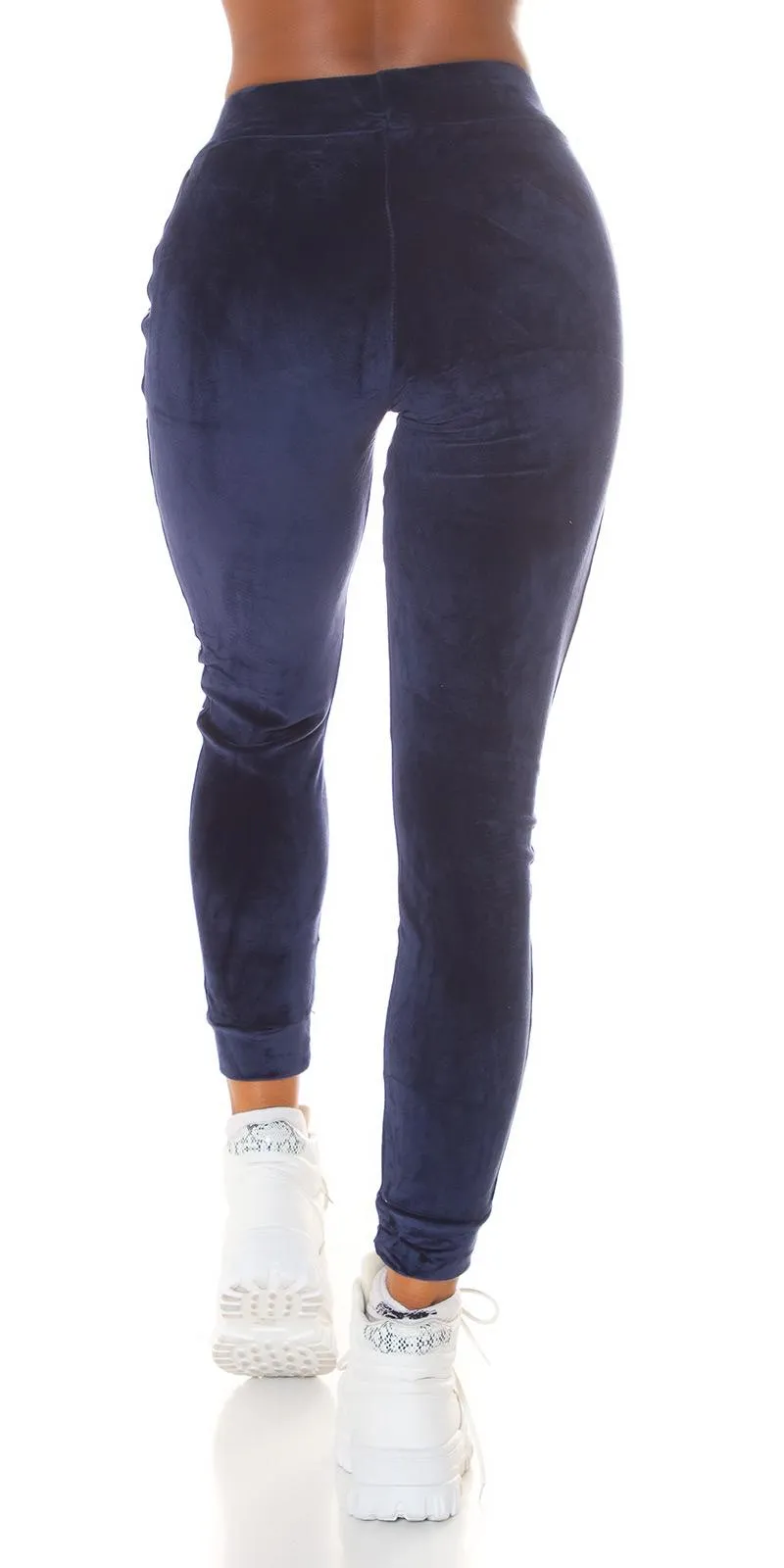 Jogger azul con acabado de terciopelo