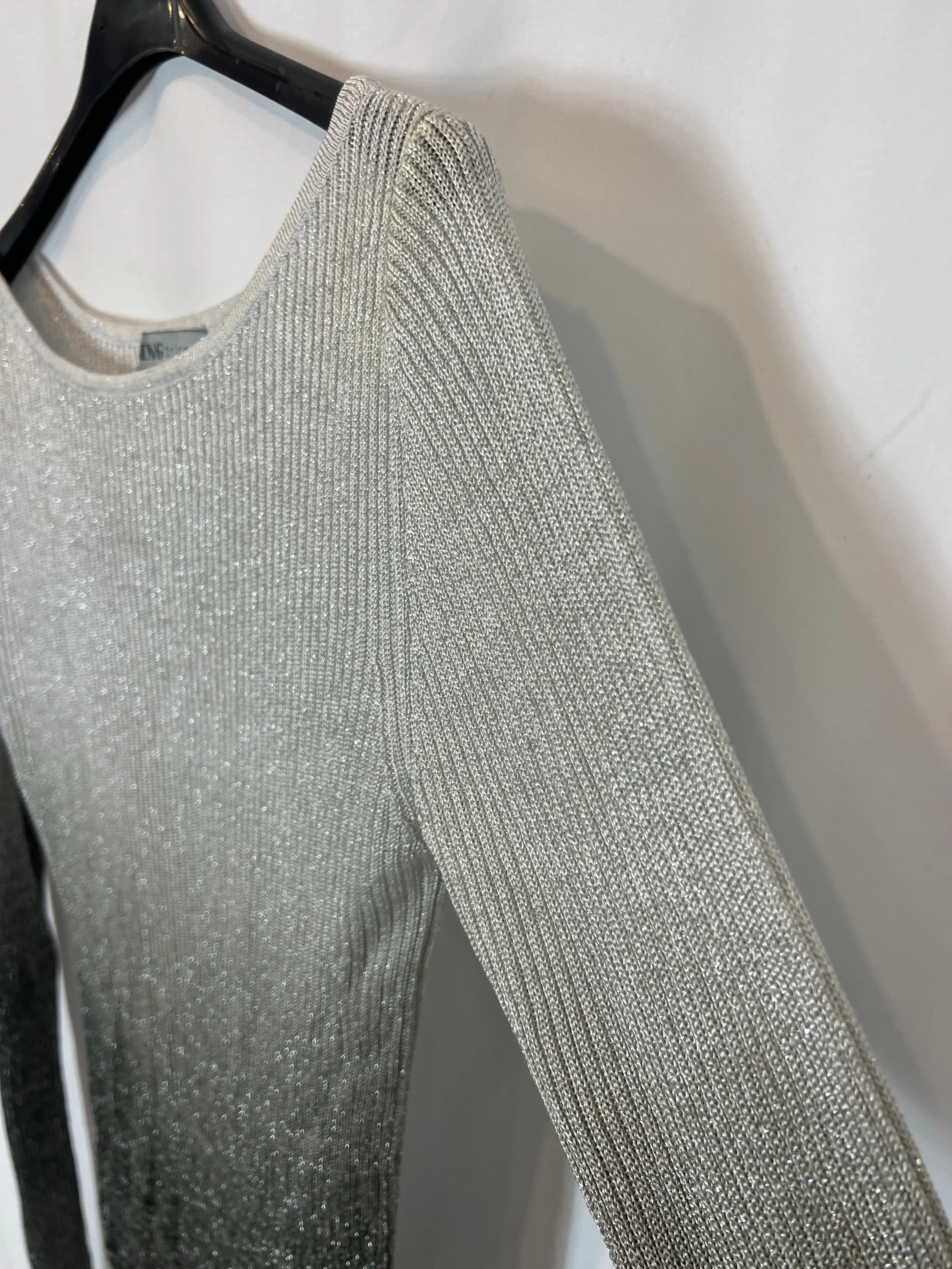 MANGO Top gris hilos T.L