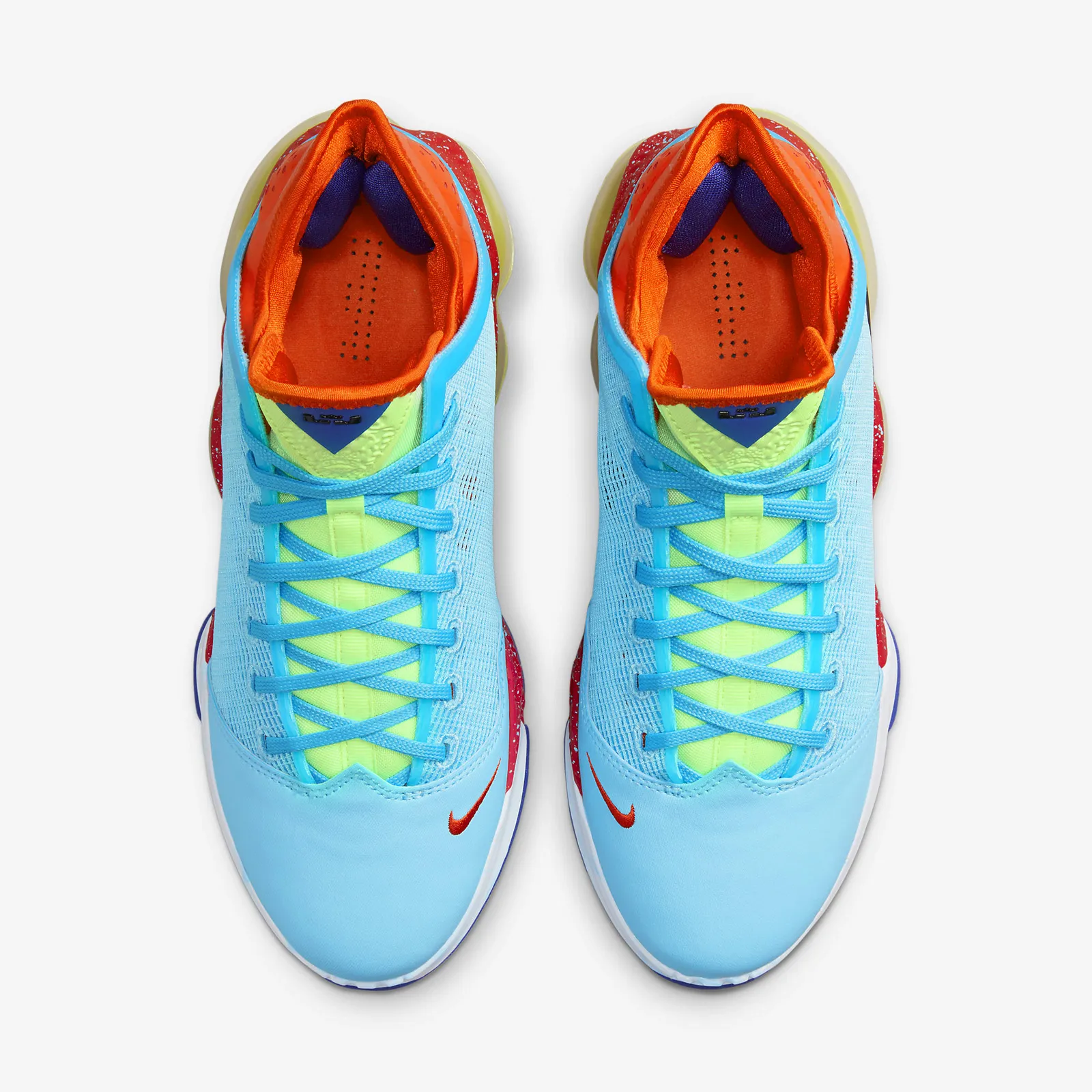 Nike LeBron 19 Low 