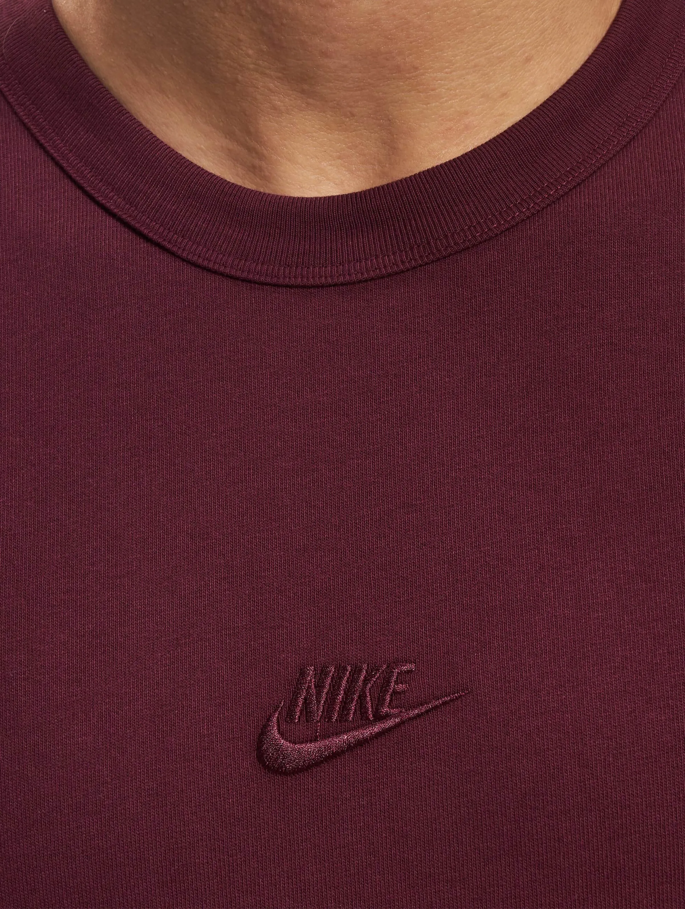 Nike Premium Essential