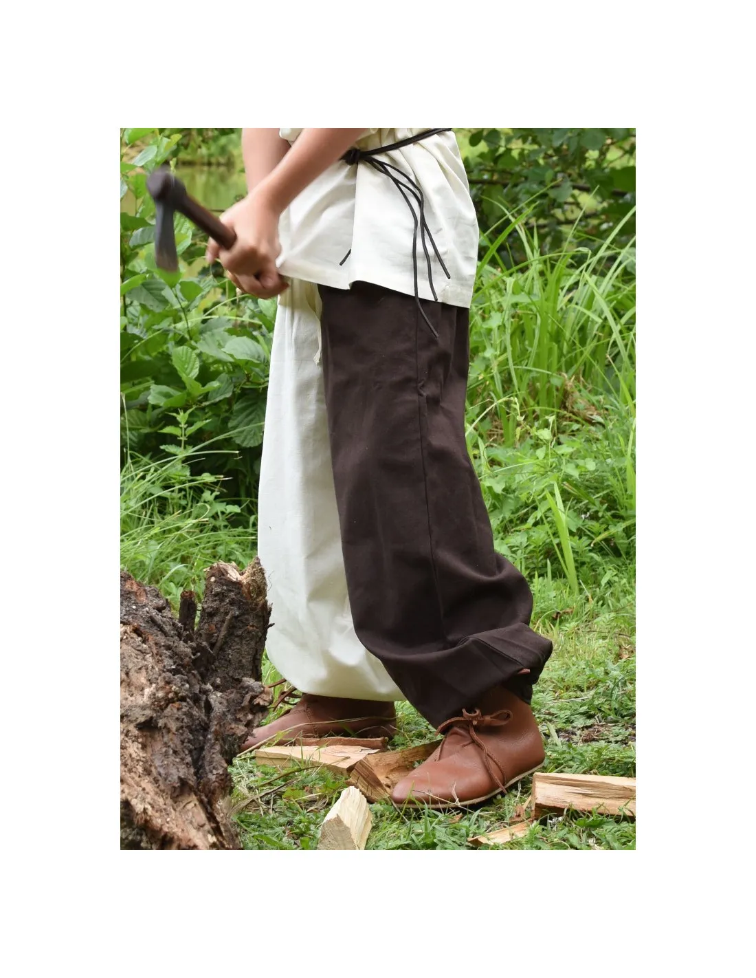 Pantalones anchos de niño, Thore