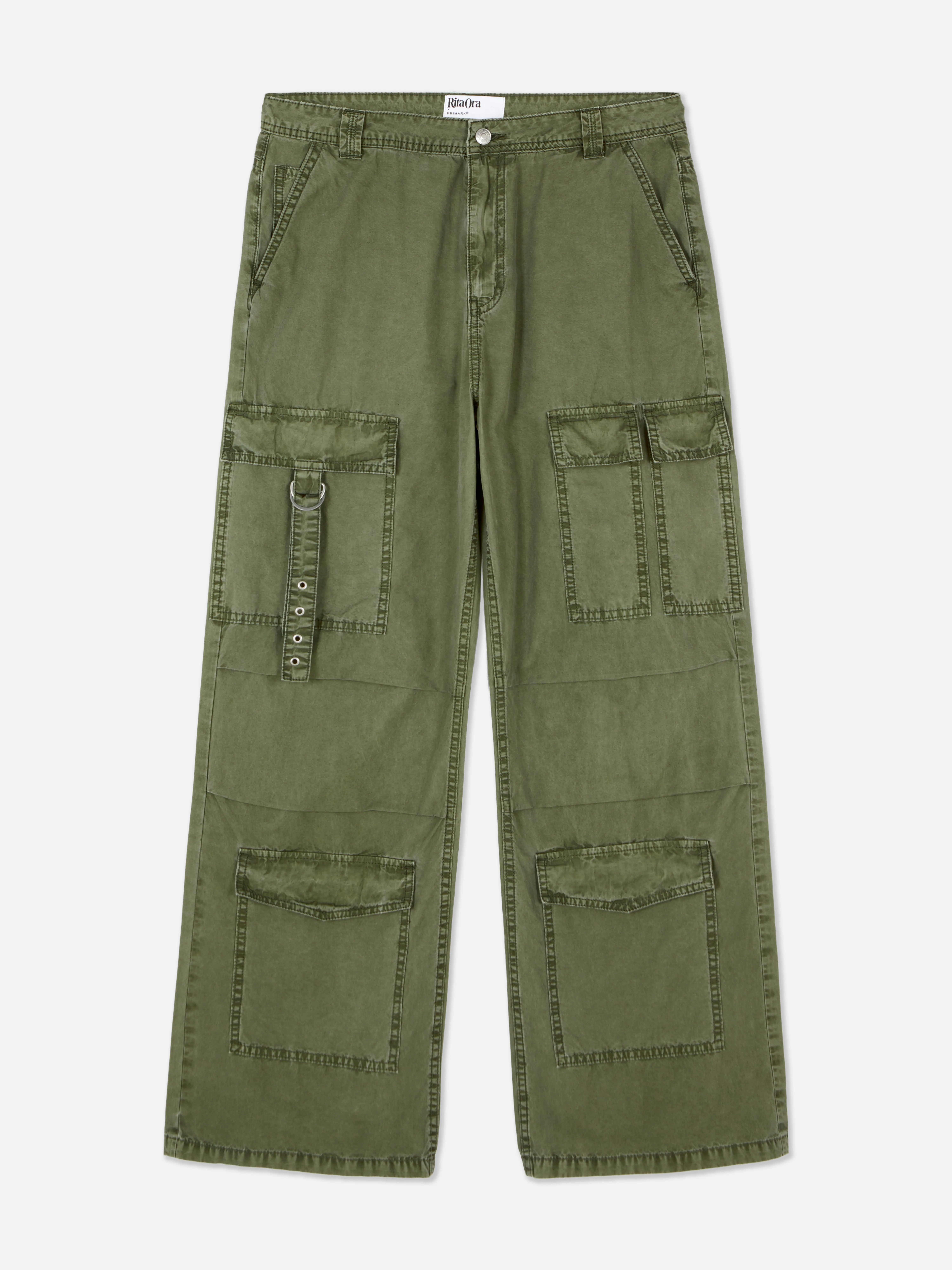 Pantalones cargo de pernera ancha de Rita Ora