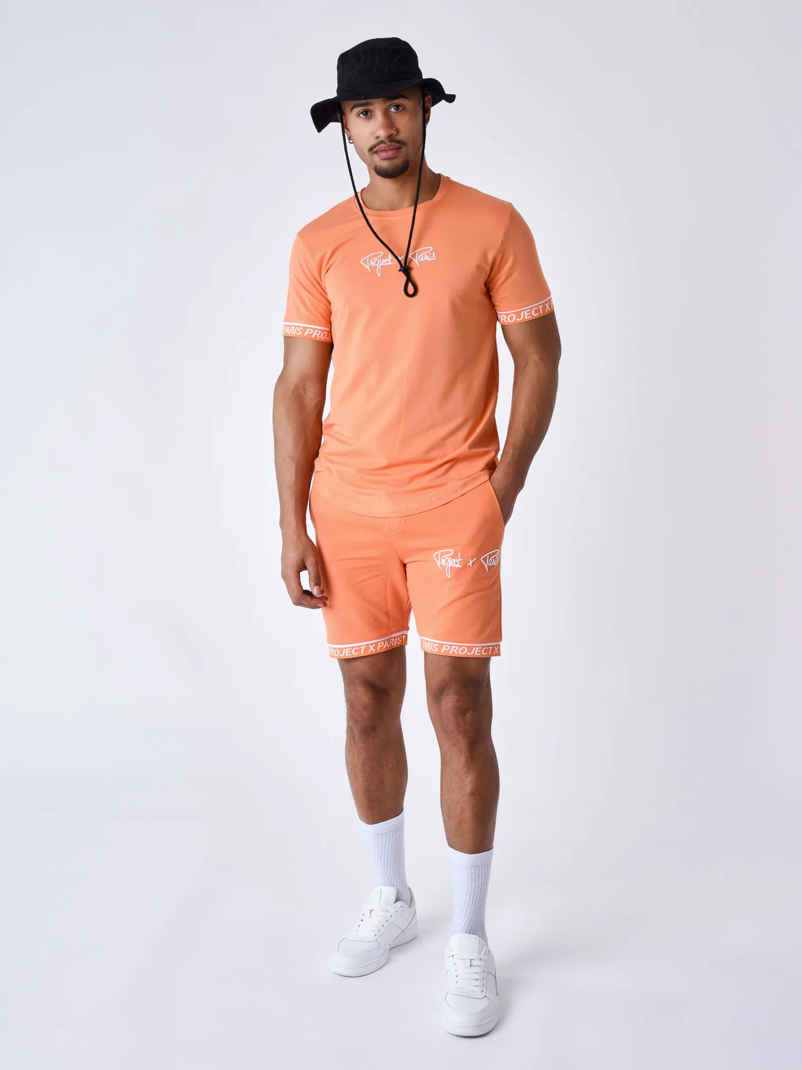 Pantalones cortos con bandas elásticas