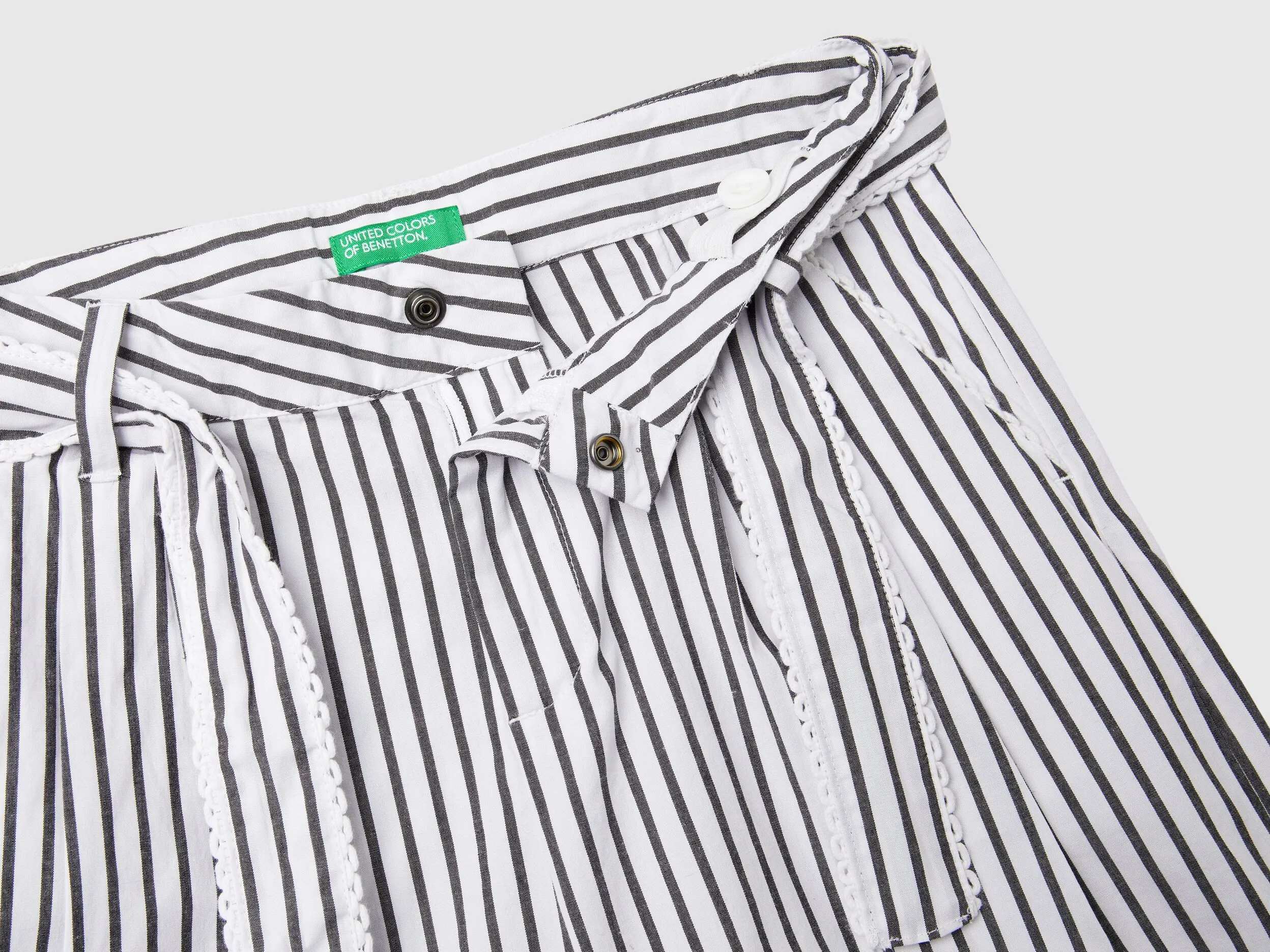 Pantalones palazzo a rayas