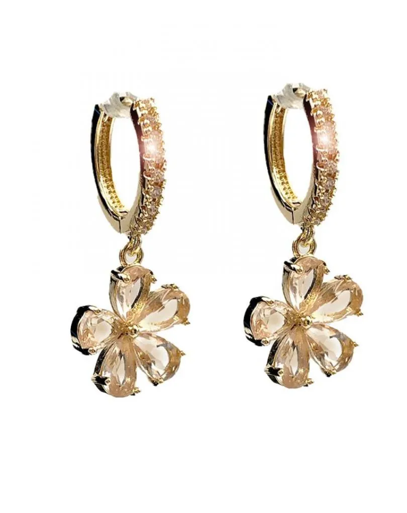 PENDIENTES MUJER DORADOS CON ARO CON CIRCONITAS Y FLORES ELEGANTES
