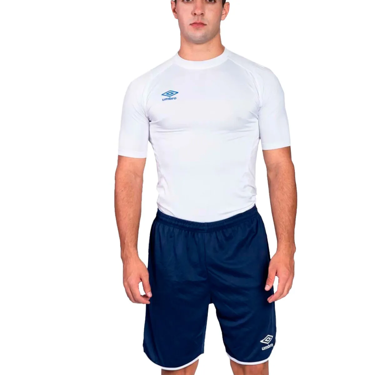 REMERA TÉRMICA UMBRO  BLACK