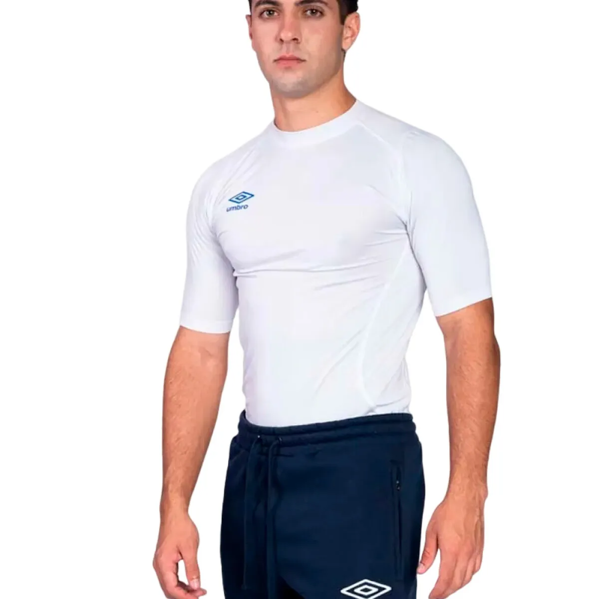 REMERA TÉRMICA UMBRO  BLACK