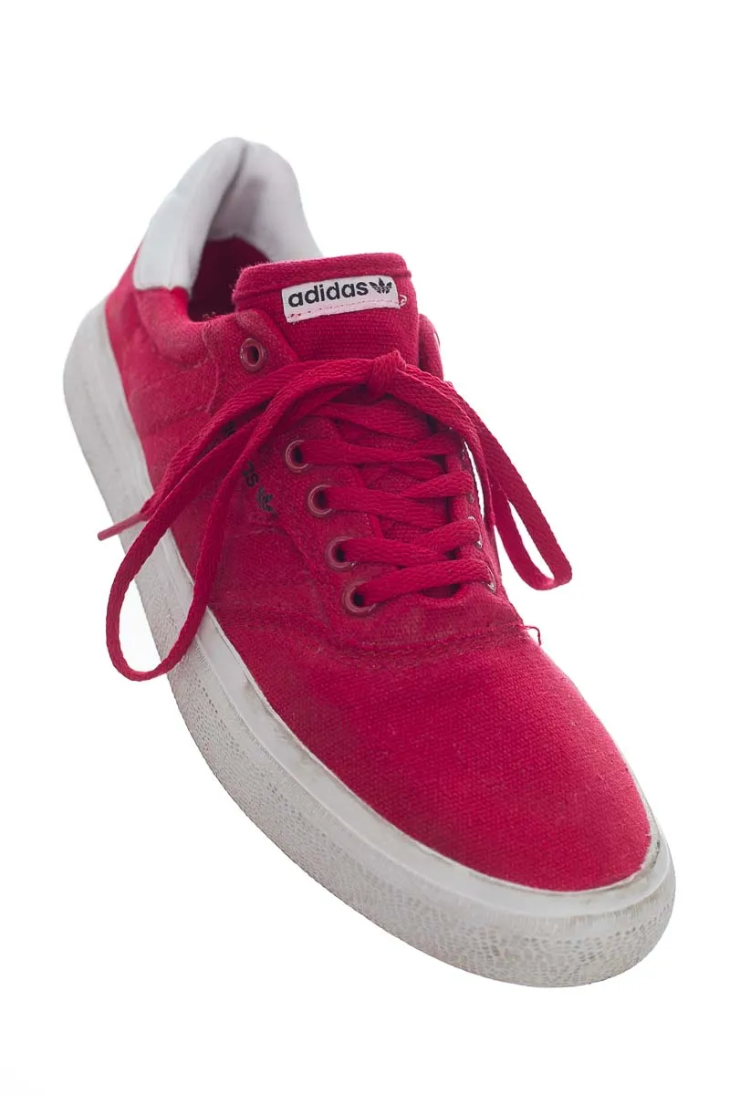 TENIS COLOR ROJO  ADIDAS