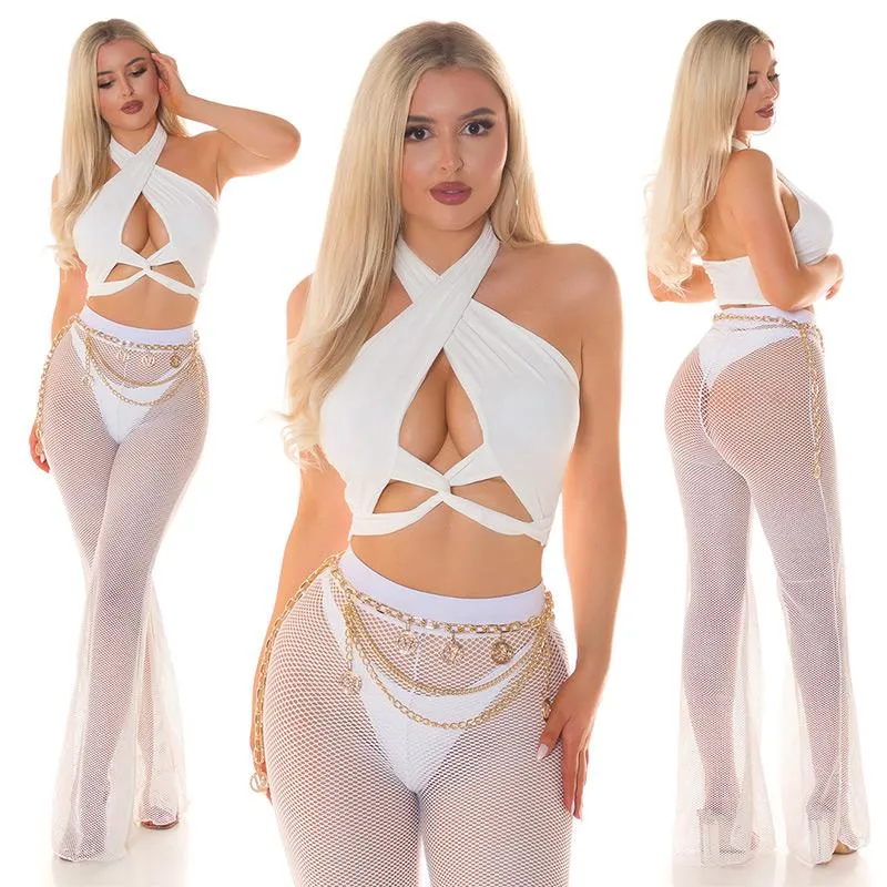 Top blanco corto con aberturas
