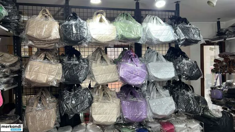Venta al por mayor de bolsos de moda para mujeres de Turquía para la venta al por mayor en excelentes condiciones.