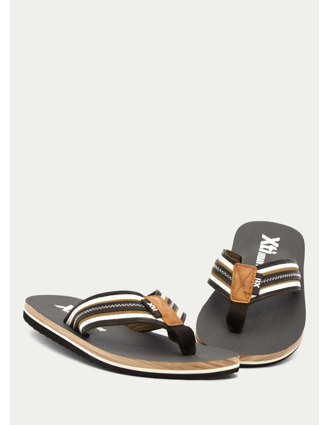 ZAPATILLAS DE PISCIN XTI 140716 CAMEL 