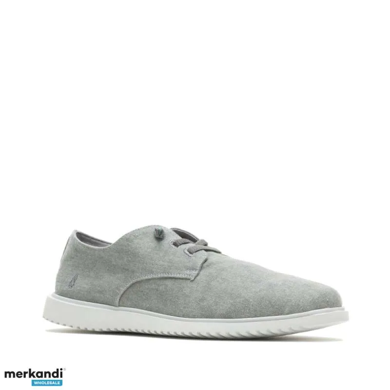 'Zapatos, botas y zapatillas de marca para adultos y niños