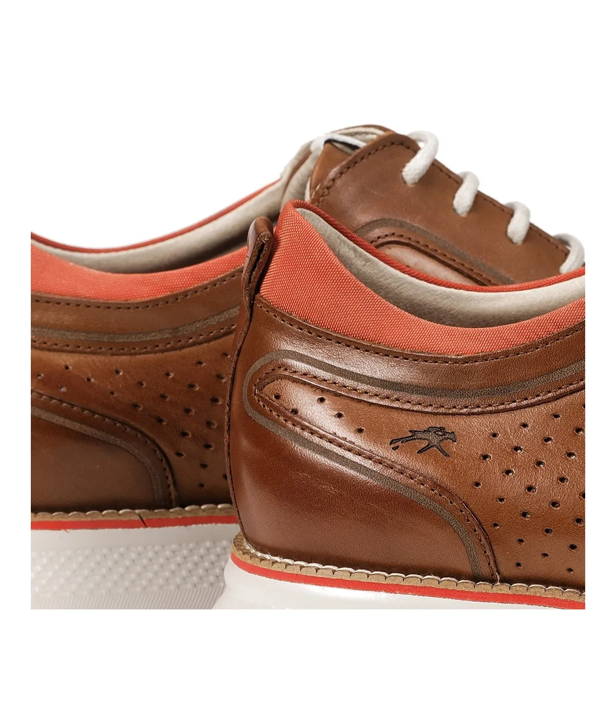 Zapatos en color cuero para hombre